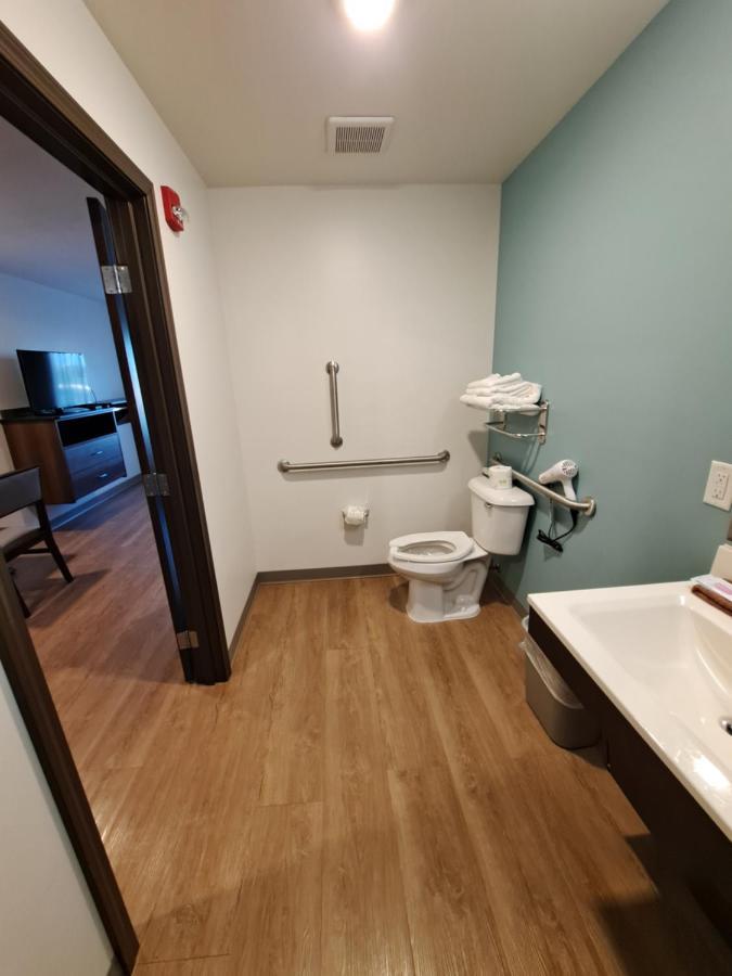 Woodspring Suites Fargo North Near Ndsu Екстериор снимка