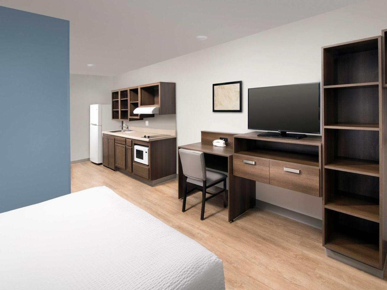 Woodspring Suites Fargo North Near Ndsu Екстериор снимка
